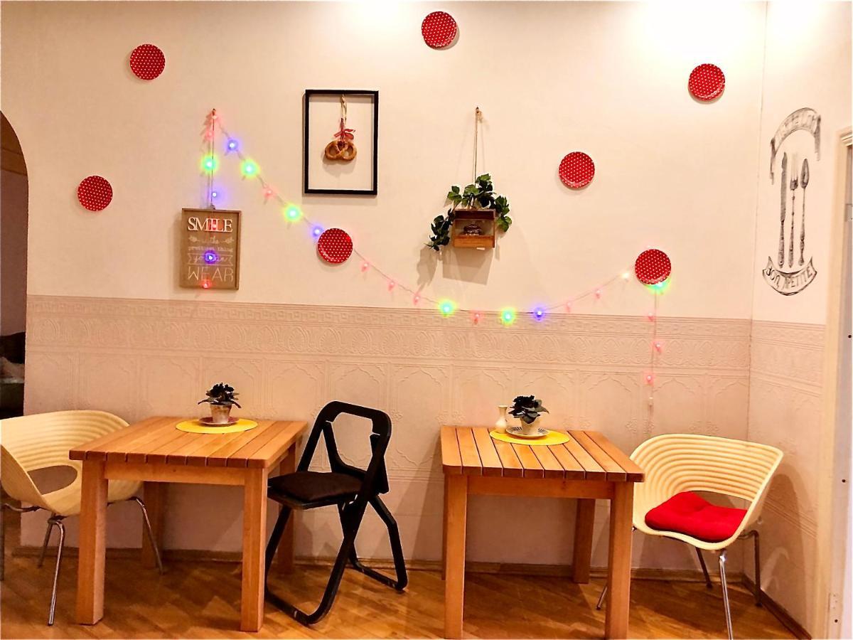 Pandeson Hostel Dnipro Exterior photo
